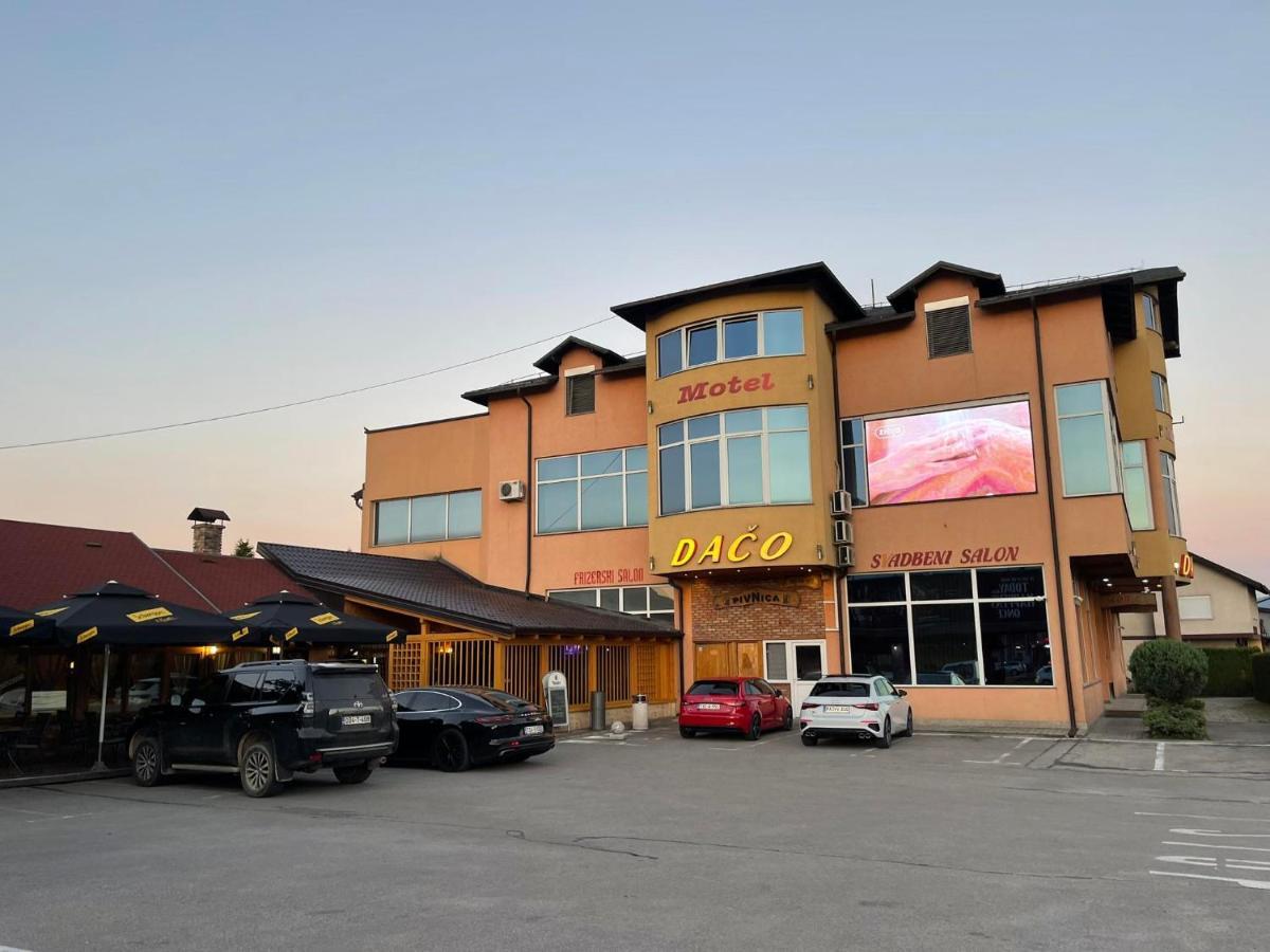 Motel Daco Vitez Exterior foto