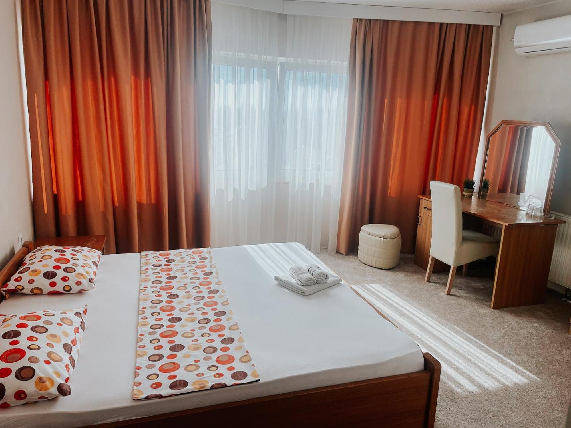 Motel Daco Vitez Exterior foto