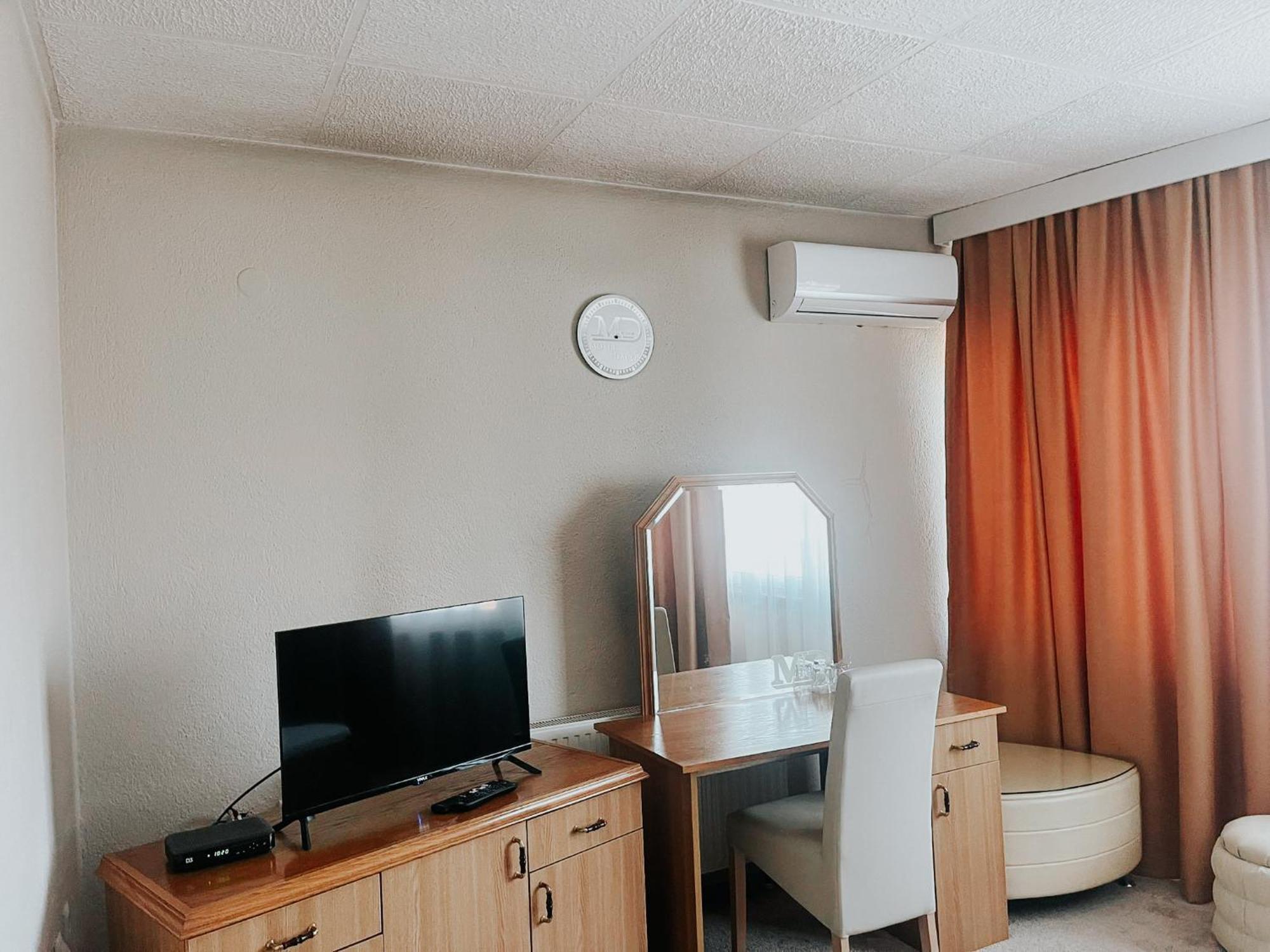 Motel Daco Vitez Exterior foto